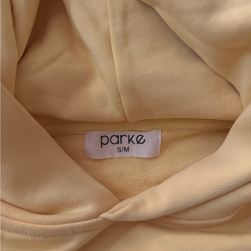 Parke Women's Yellow Sweatshirt